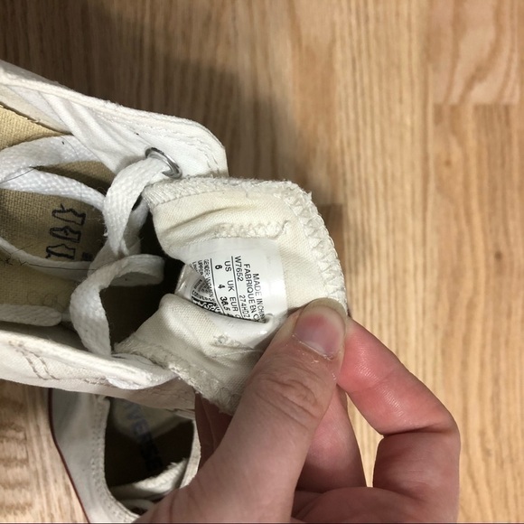 Converse White Sneakers Sz 6 Low Top Women’s - Picture 8 of 9